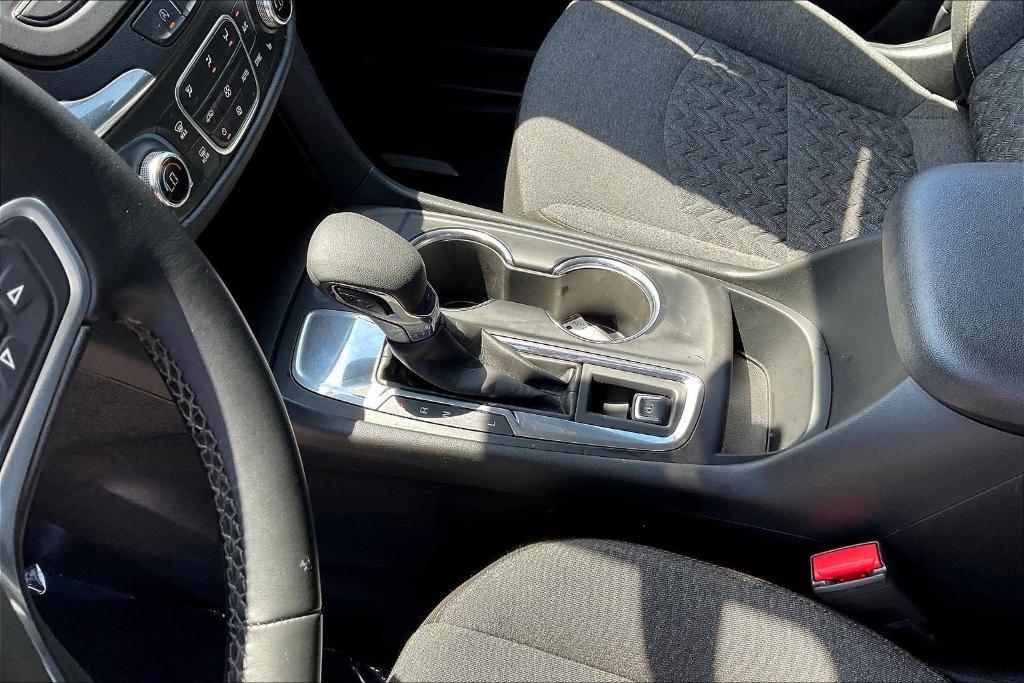 used 2023 Chevrolet Equinox car, priced at $21,457
