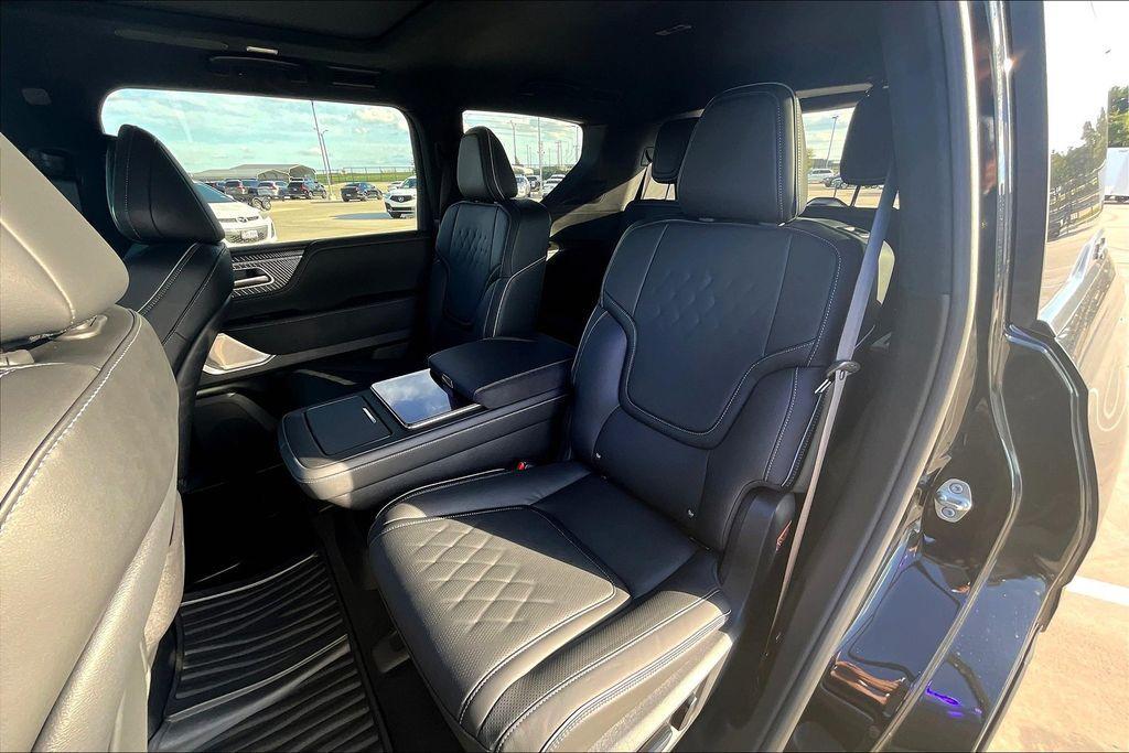 new 2026 INFINITI QX80 car, priced at $115,655