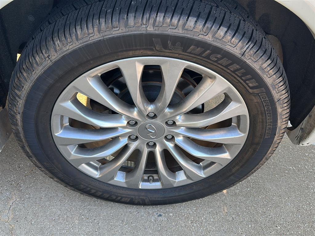 used 2016 INFINITI QX80 car, priced at $17,000