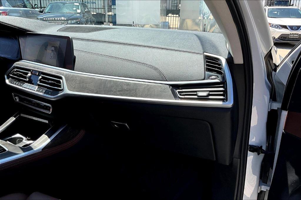 used 2022 BMW X7 car, priced at $43,890
