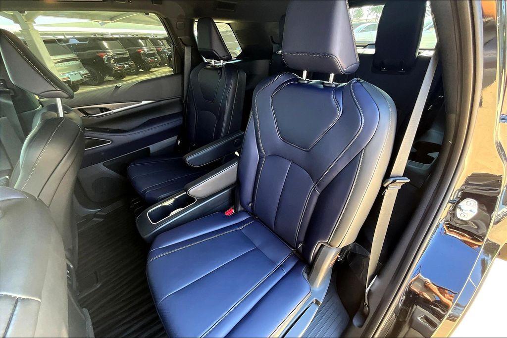 new 2026 INFINITI QX60 car, priced at $66,200