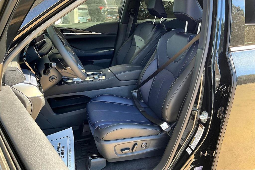 new 2026 INFINITI QX60 car, priced at $66,200