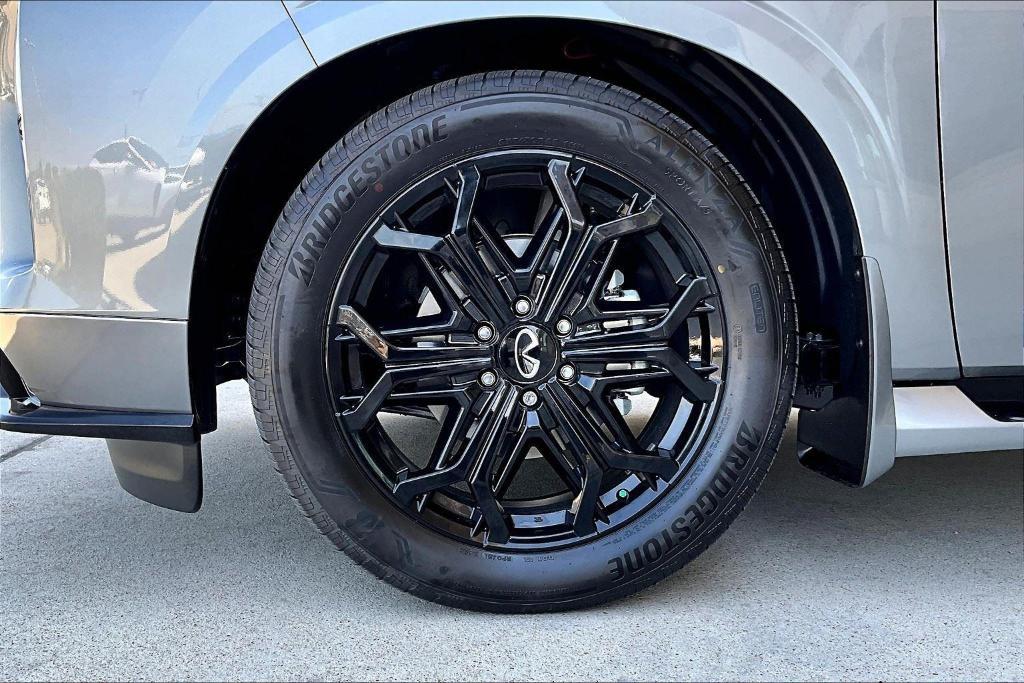 new 2026 INFINITI QX80 car, priced at $106,320
