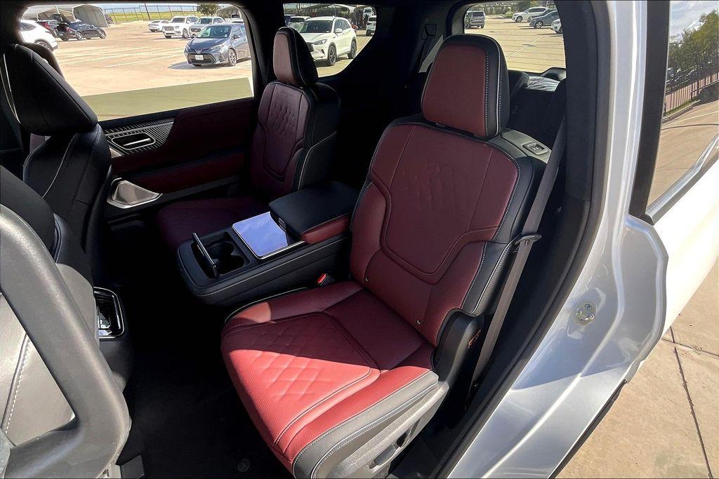 new 2026 INFINITI QX80 car, priced at $109,860