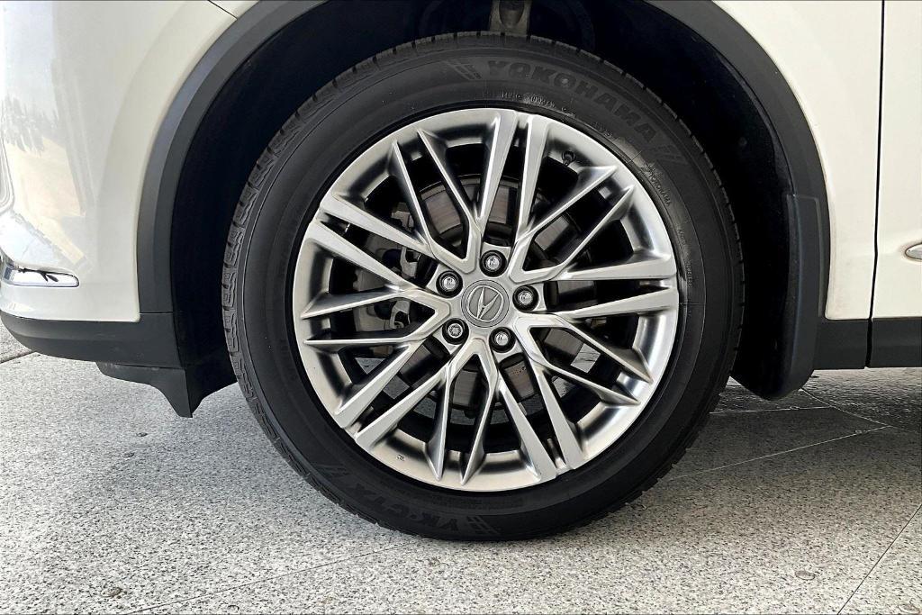 used 2022 Acura MDX car, priced at $31,000