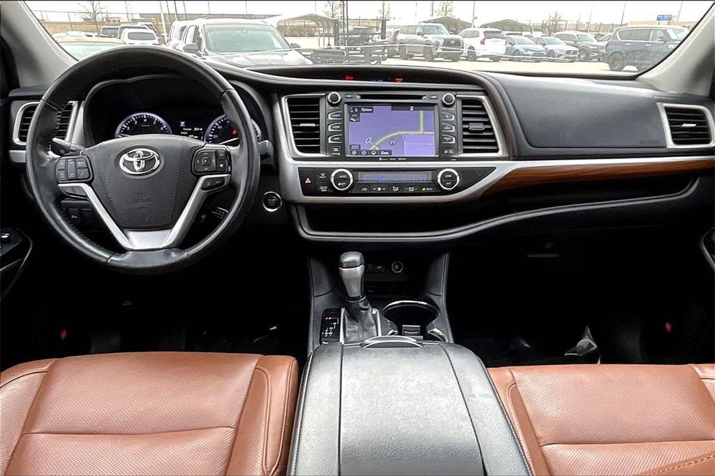 used 2019 Toyota Highlander car, priced at $27,000