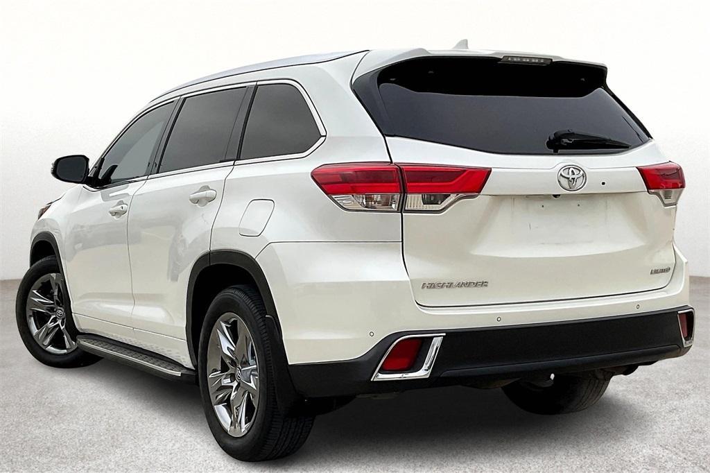 used 2019 Toyota Highlander car, priced at $27,000