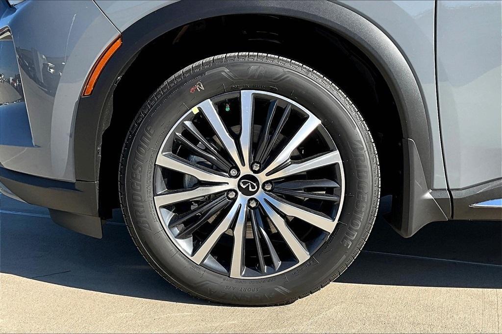 new 2025 INFINITI QX60 car, priced at $69,550