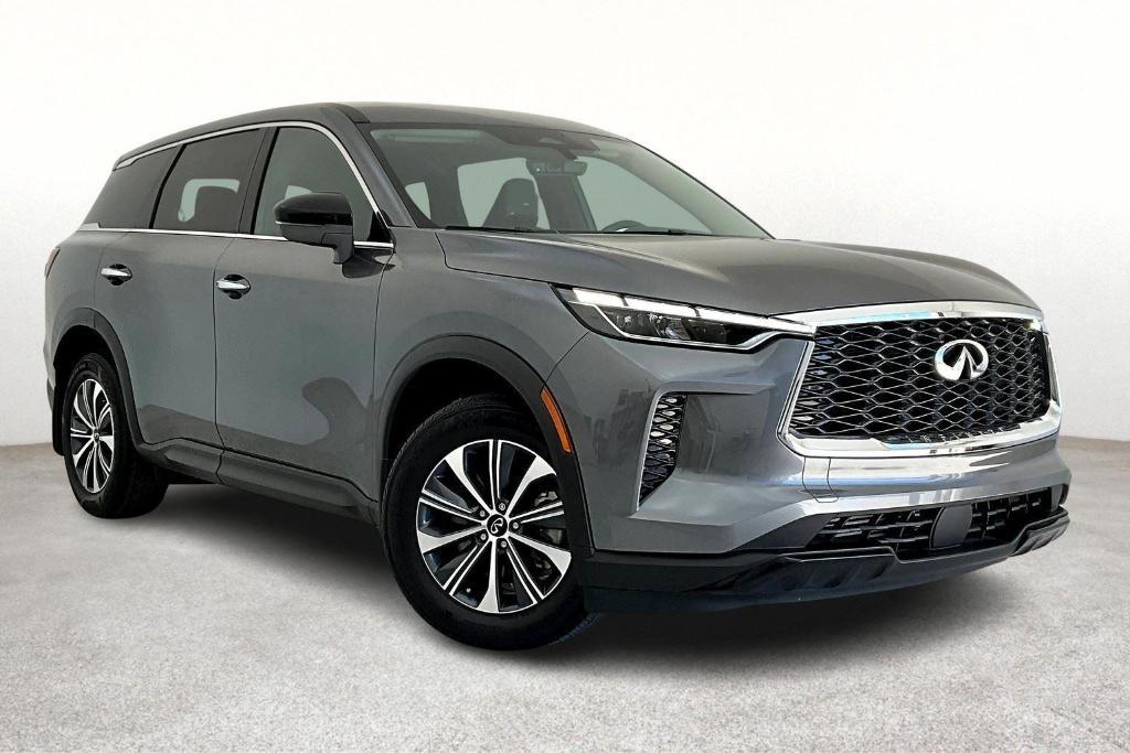 used 2025 INFINITI QX60 car, priced at $40,000
