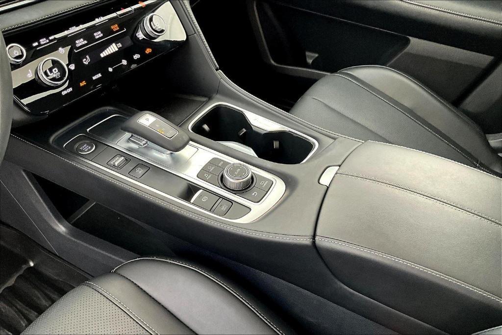used 2025 INFINITI QX60 car, priced at $40,000