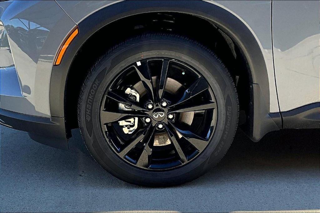 new 2025 INFINITI QX60 car, priced at $60,980