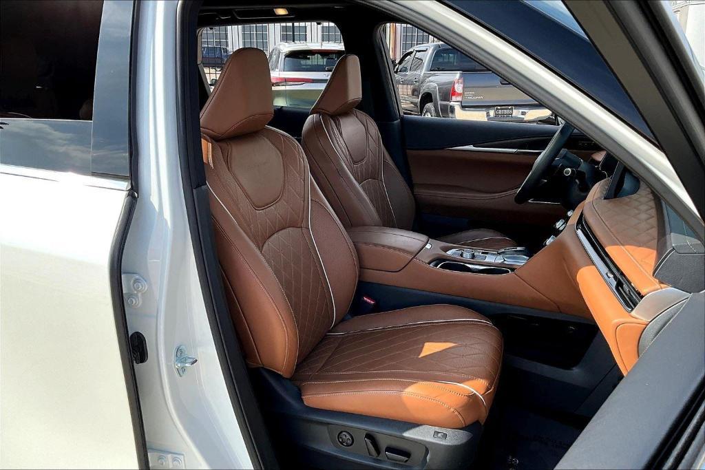 used 2025 INFINITI QX60 car, priced at $56,980