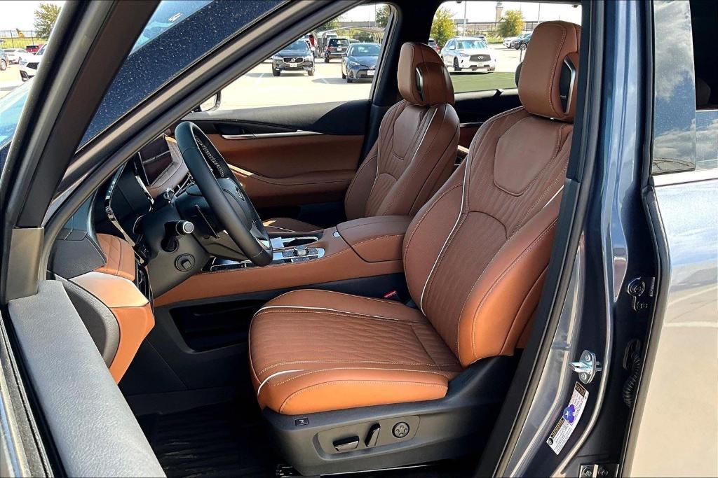 new 2026 INFINITI QX60 car, priced at $73,685