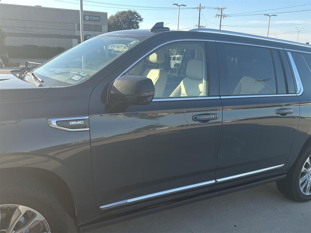 used 2021 GMC Yukon XL car, priced at $42,399