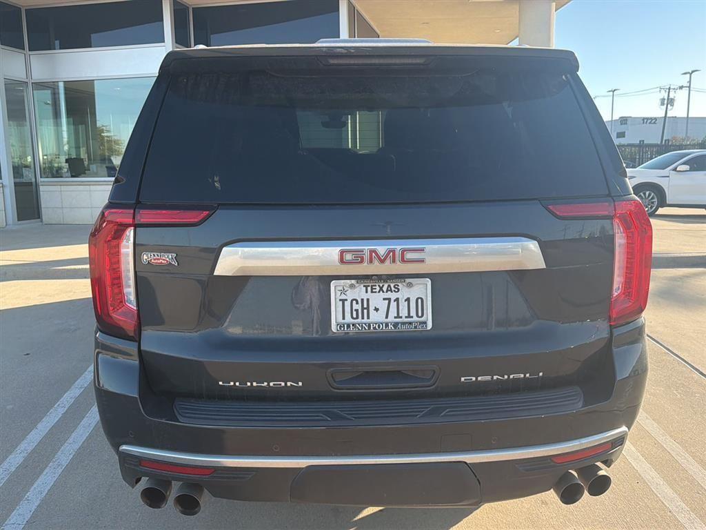 used 2021 GMC Yukon XL car, priced at $42,399