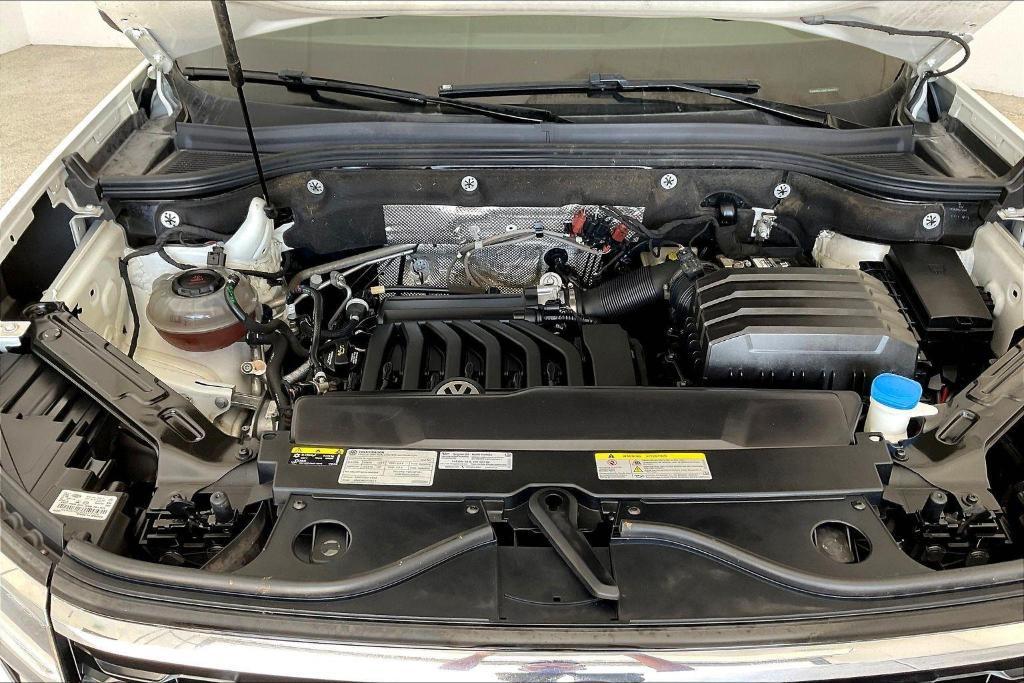 used 2021 Volkswagen Atlas car, priced at $17,000