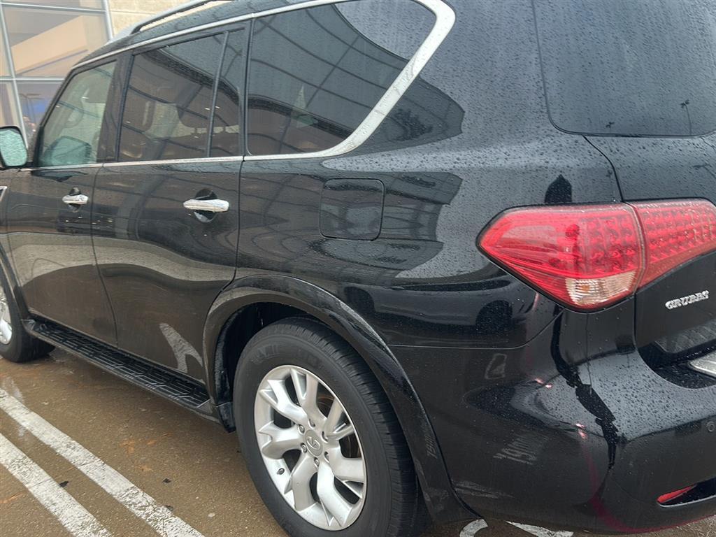 used 2013 INFINITI QX56 car, priced at $10,000