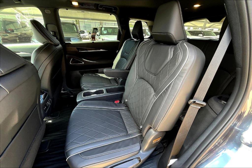 new 2025 INFINITI QX60 car, priced at $69,550