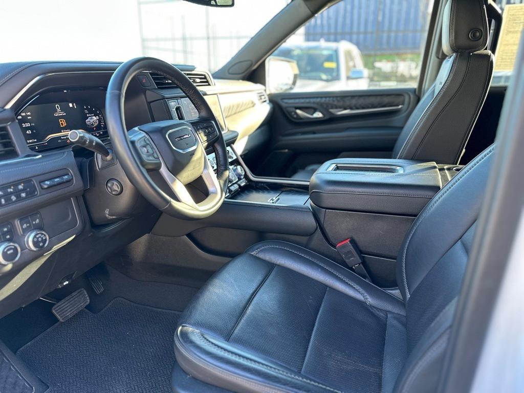 used 2023 GMC Yukon car, priced at $62,000