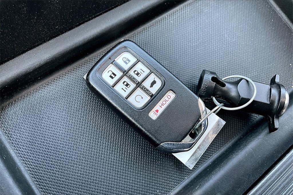 used 2022 Honda Odyssey car, priced at $37,500