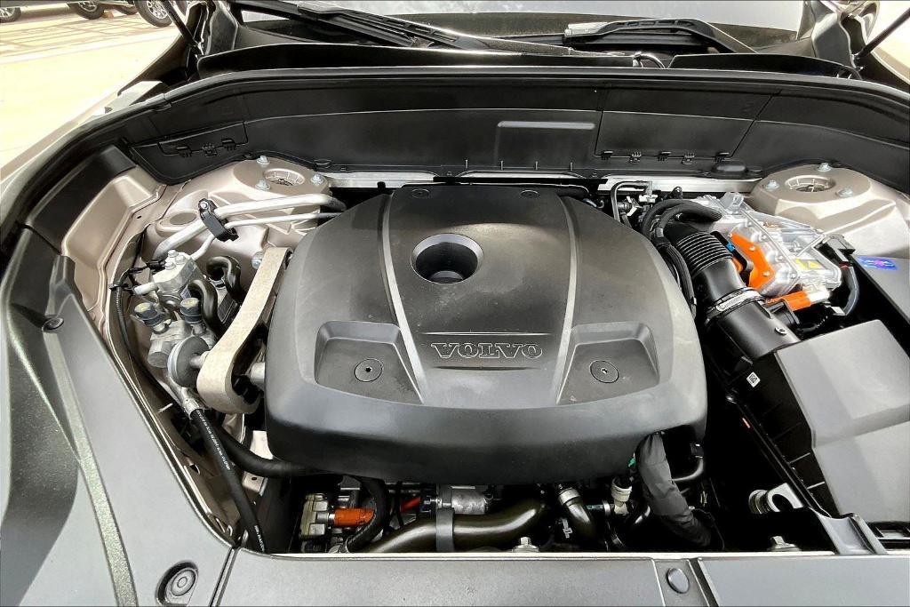 used 2024 Volvo XC90 Recharge Plug-In Hybrid car, priced at $62,000