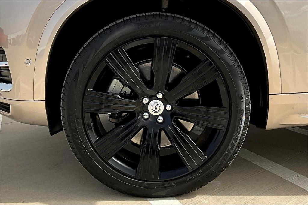 used 2024 Volvo XC90 Recharge Plug-In Hybrid car, priced at $62,000