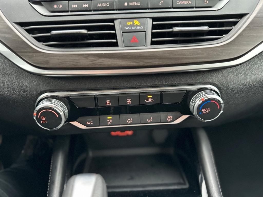 used 2023 Nissan Altima car, priced at $21,000