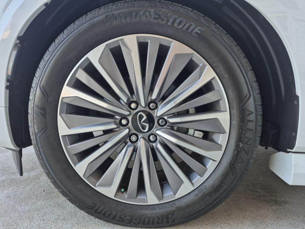 used 2025 INFINITI QX80 car, priced at $73,931