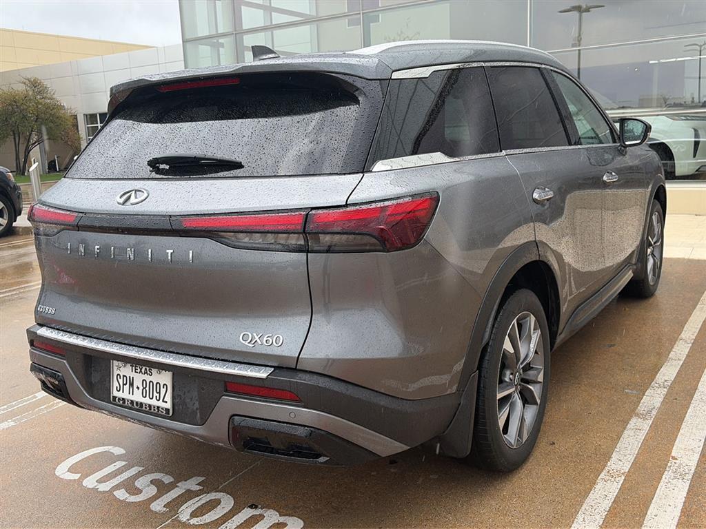 used 2023 INFINITI QX60 car