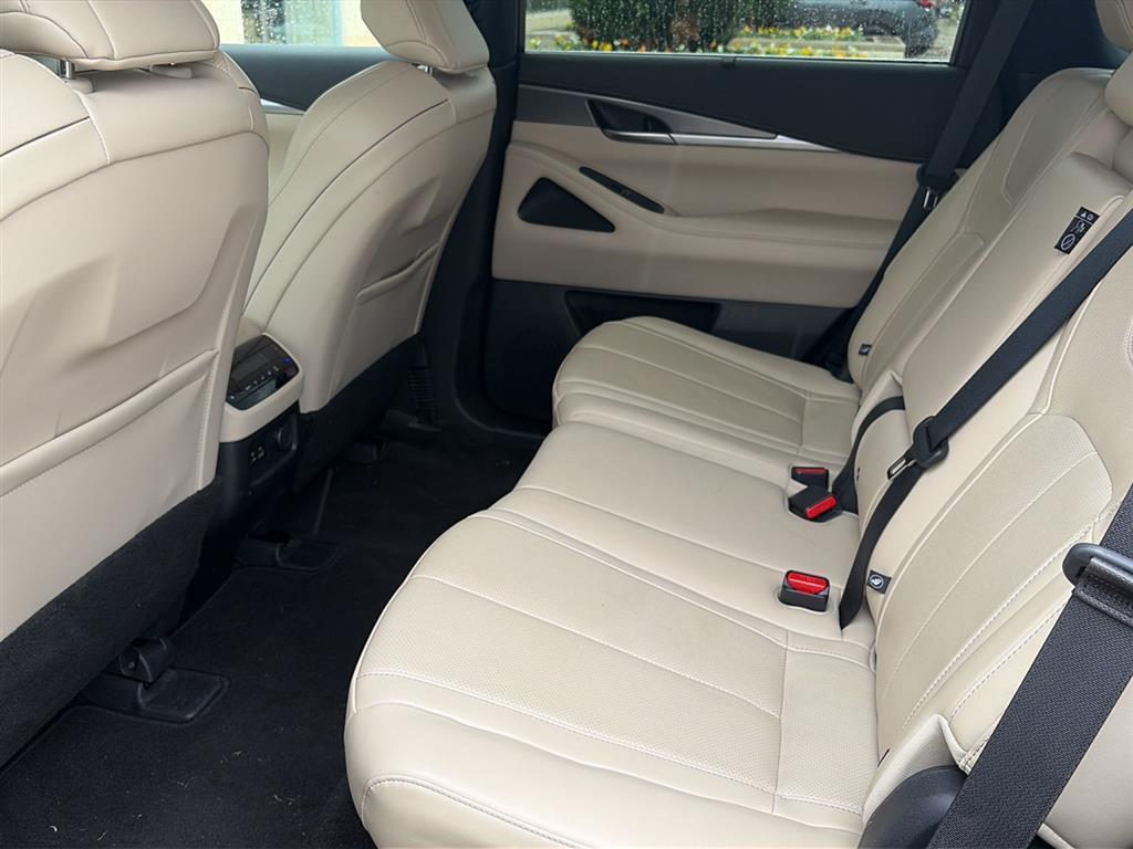 used 2023 INFINITI QX60 car