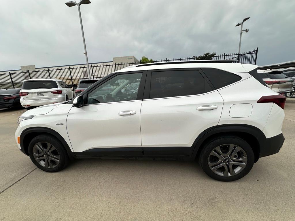 used 2022 Kia Seltos car, priced at $20,000