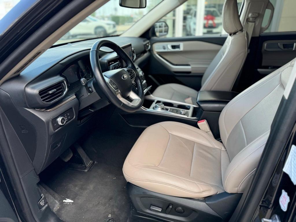used 2023 Ford Explorer car, priced at $35,000