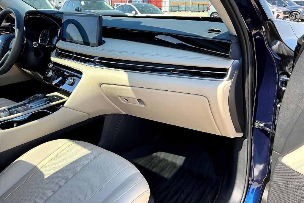 used 2025 INFINITI QX60 car, priced at $38,000