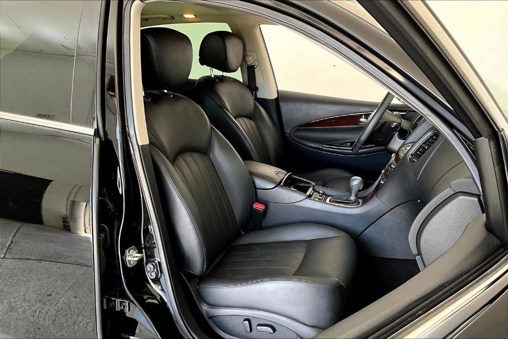 used 2017 INFINITI QX50 car, priced at $17,500