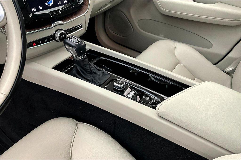 used 2021 Volvo XC60 car, priced at $19,999
