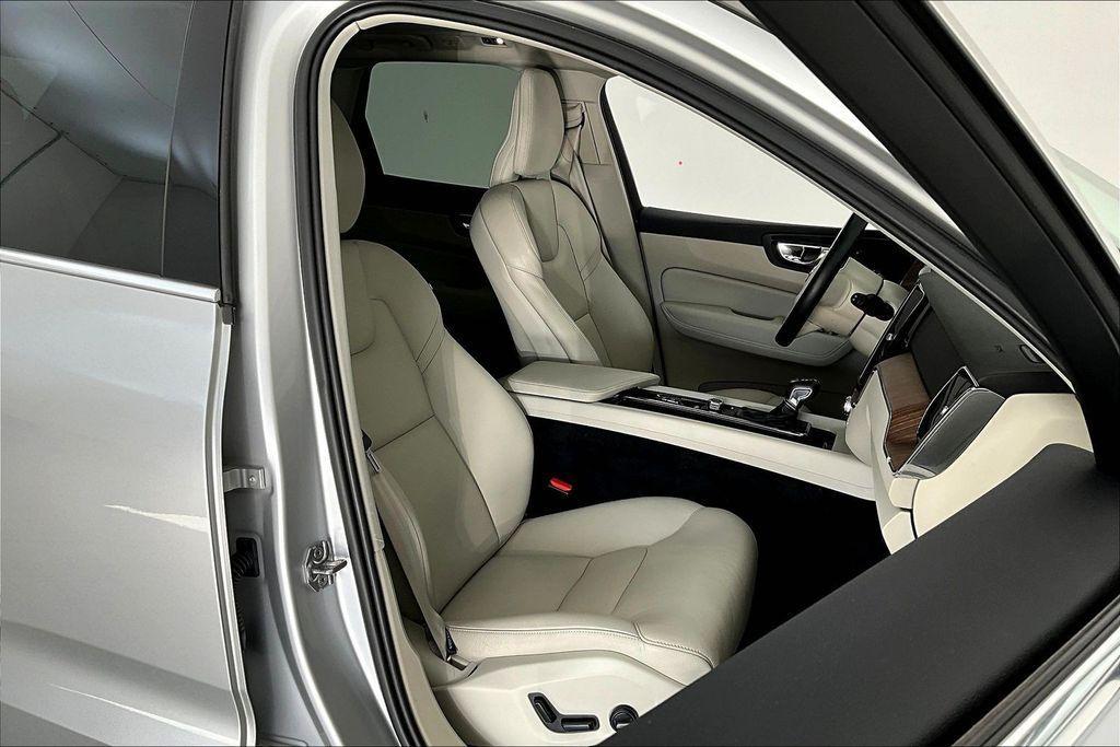 used 2021 Volvo XC60 car, priced at $19,999