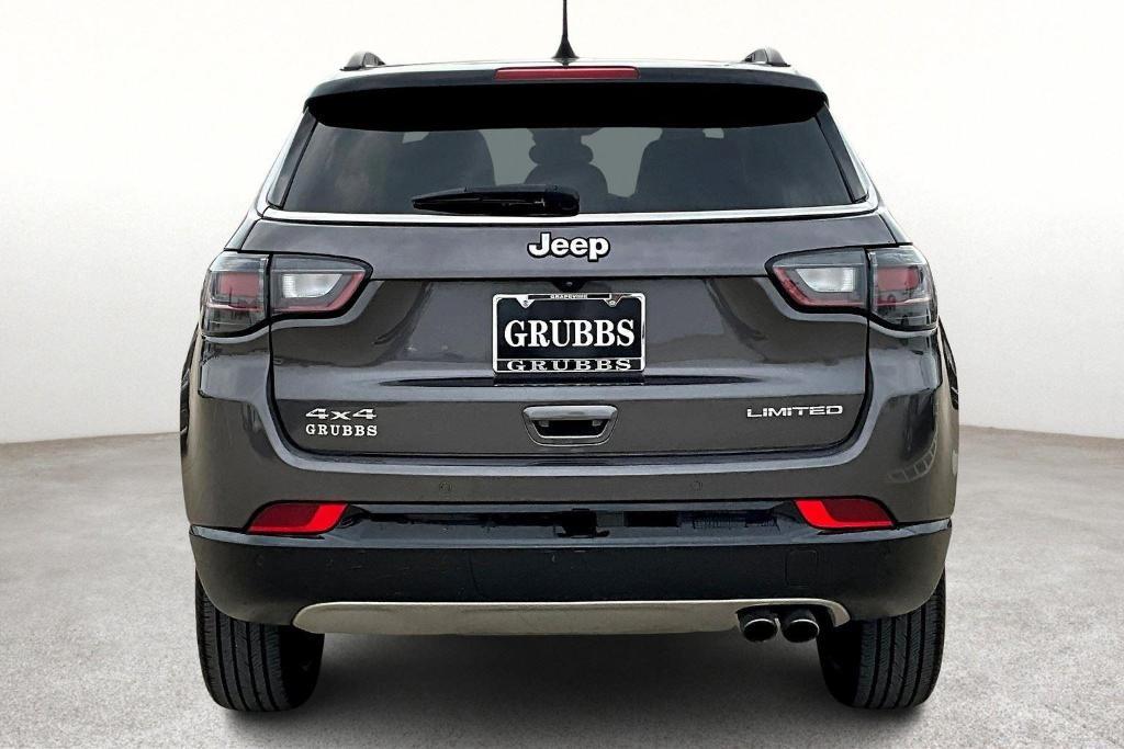 used 2022 Jeep Compass car, priced at $25,000