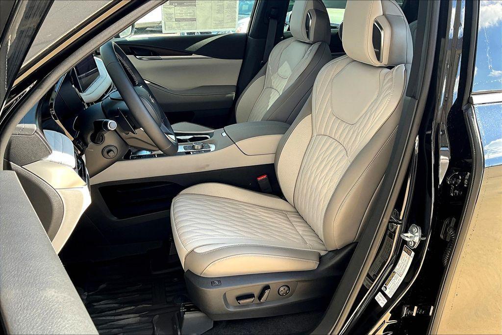 new 2026 INFINITI QX60 car, priced at $71,930