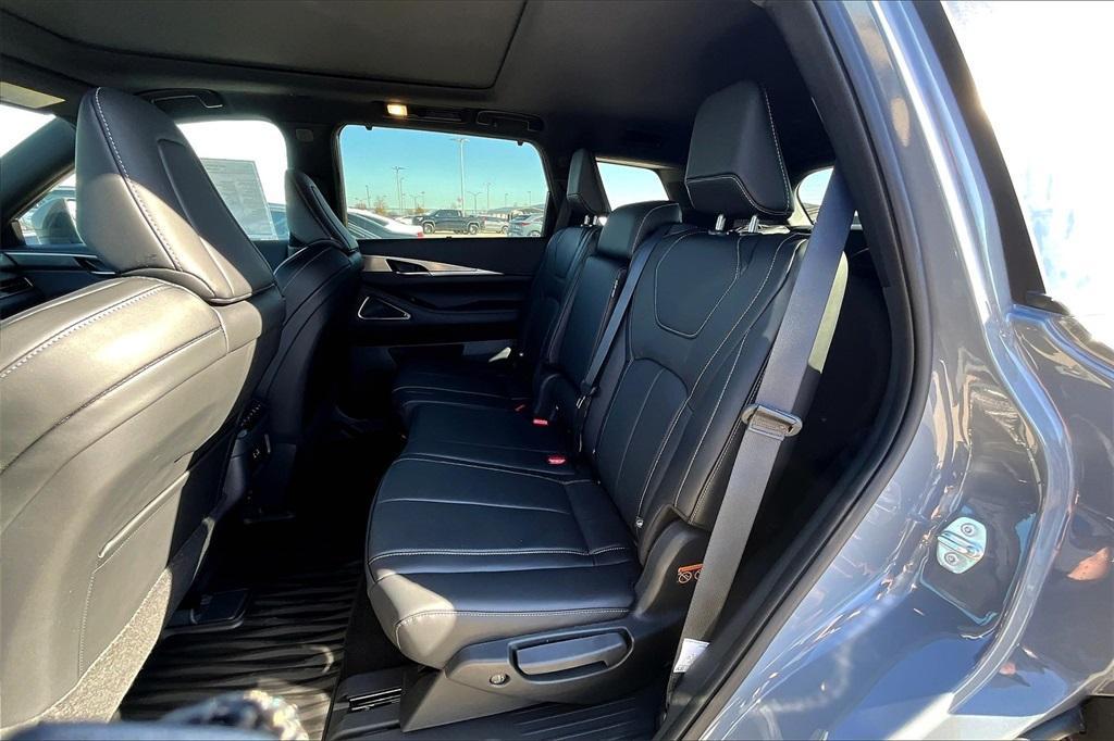new 2025 INFINITI QX60 car, priced at $61,510
