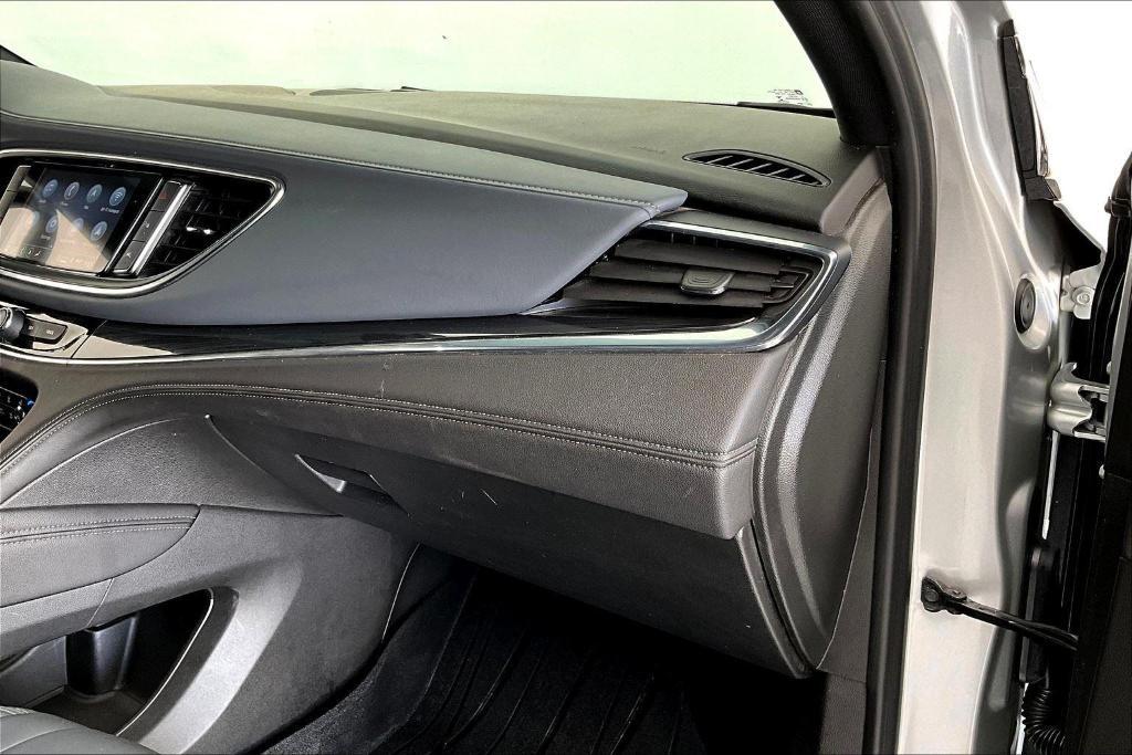 used 2022 Buick Enclave car, priced at $25,500