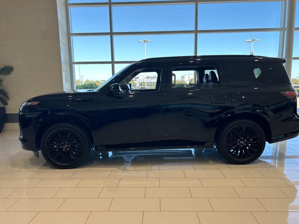 new 2025 INFINITI QX80 car, priced at $98,500