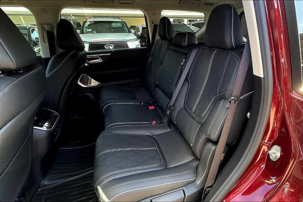 new 2025 INFINITI QX80 car, priced at $98,520