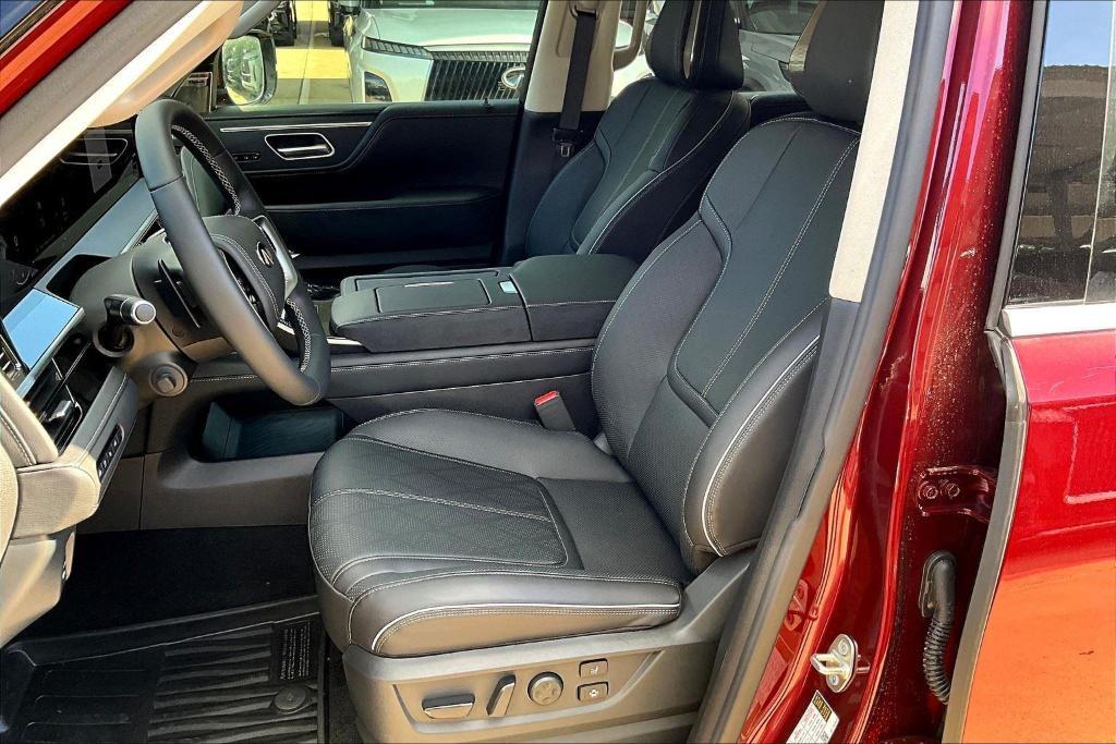 new 2025 INFINITI QX80 car, priced at $98,520
