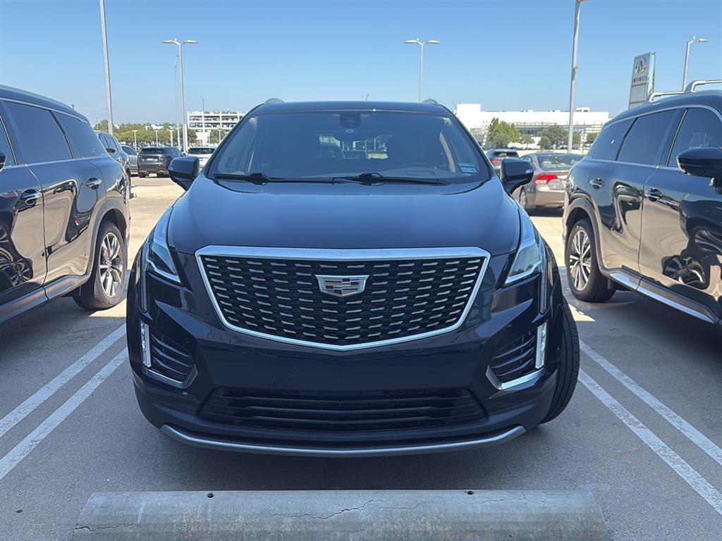 used 2021 Cadillac XT5 car, priced at $25,400