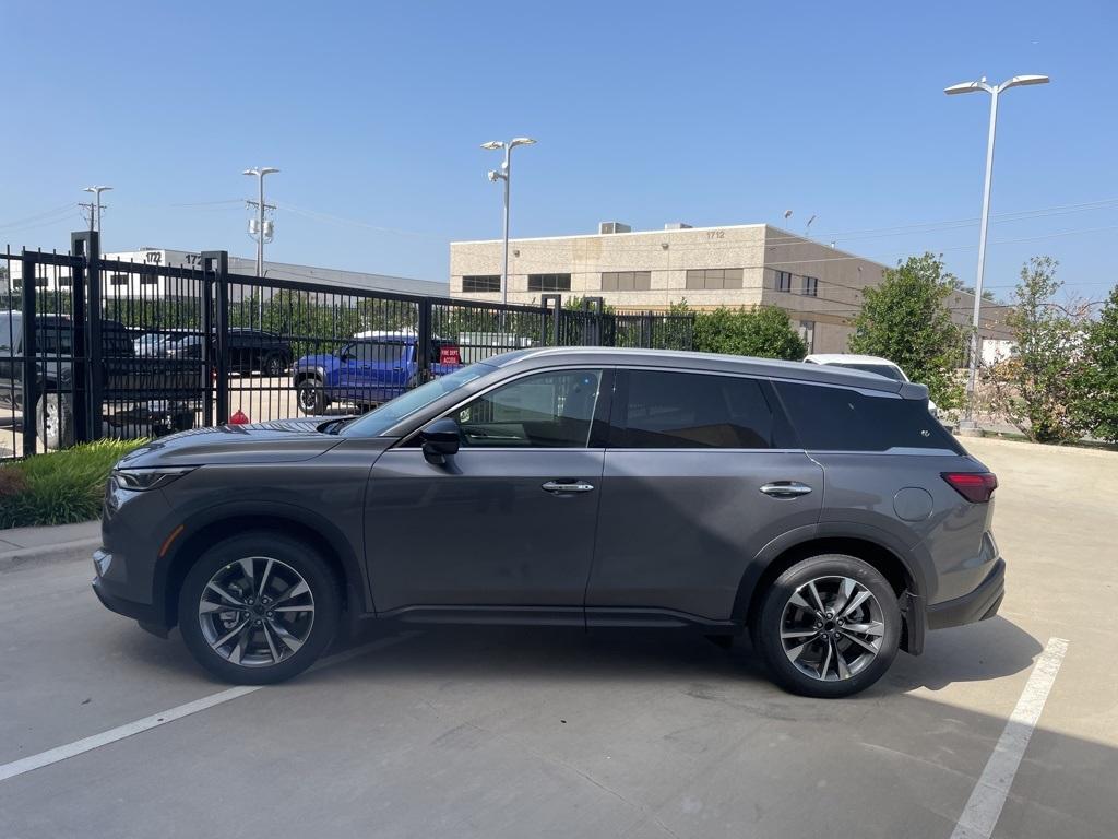 used 2025 INFINITI QX60 car, priced at $52,000