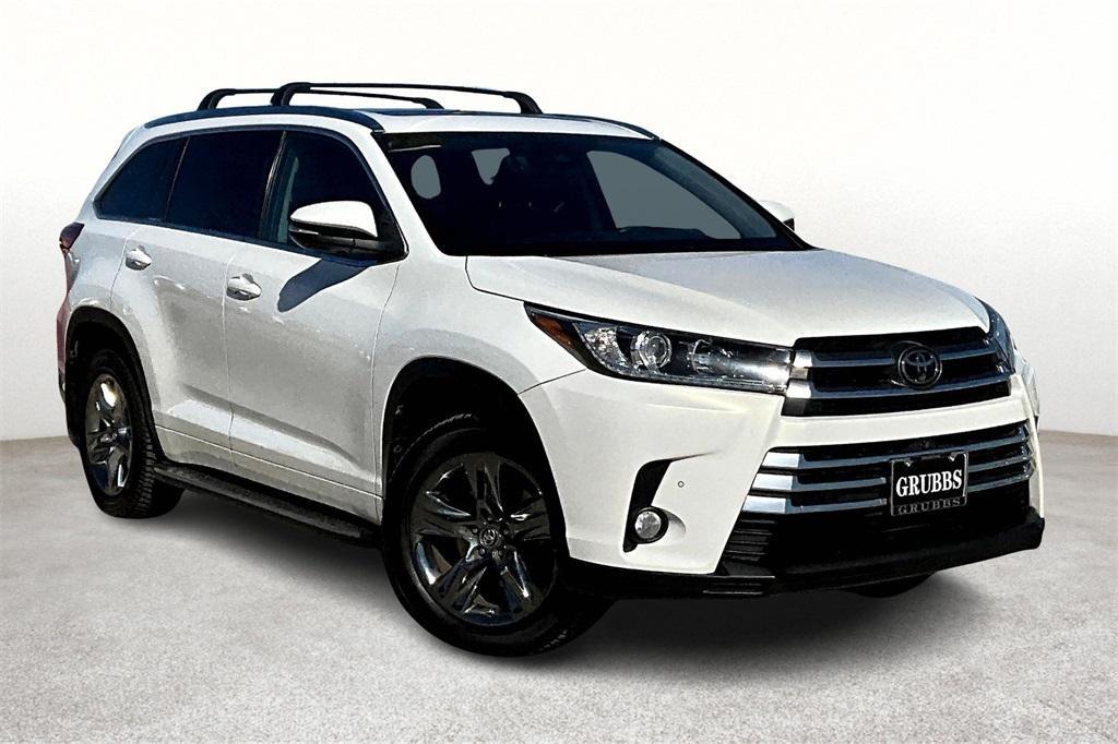 used 2017 Toyota Highlander car, priced at $14,900