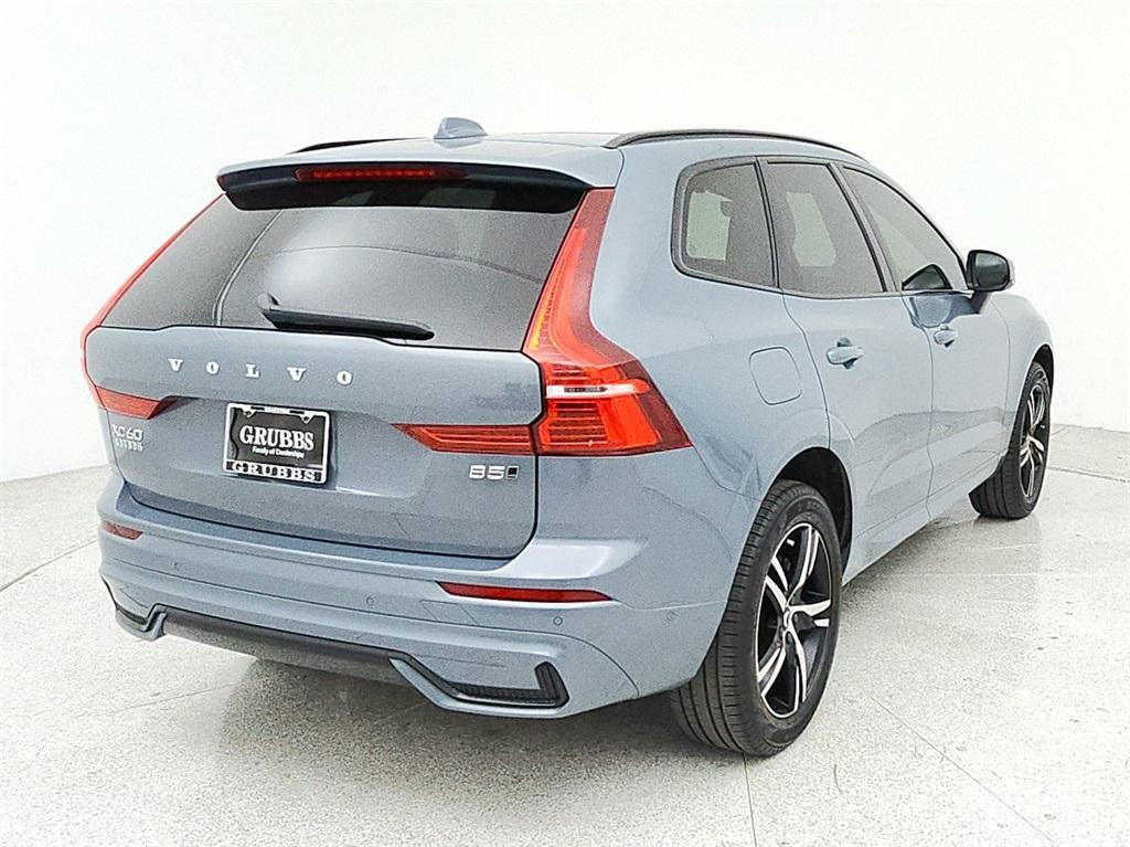 used 2022 Volvo XC60 car, priced at $31,500