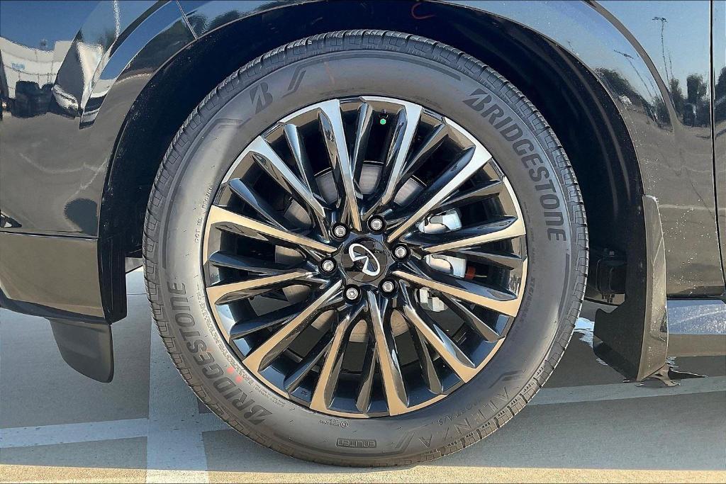 new 2026 INFINITI QX80 car, priced at $115,655