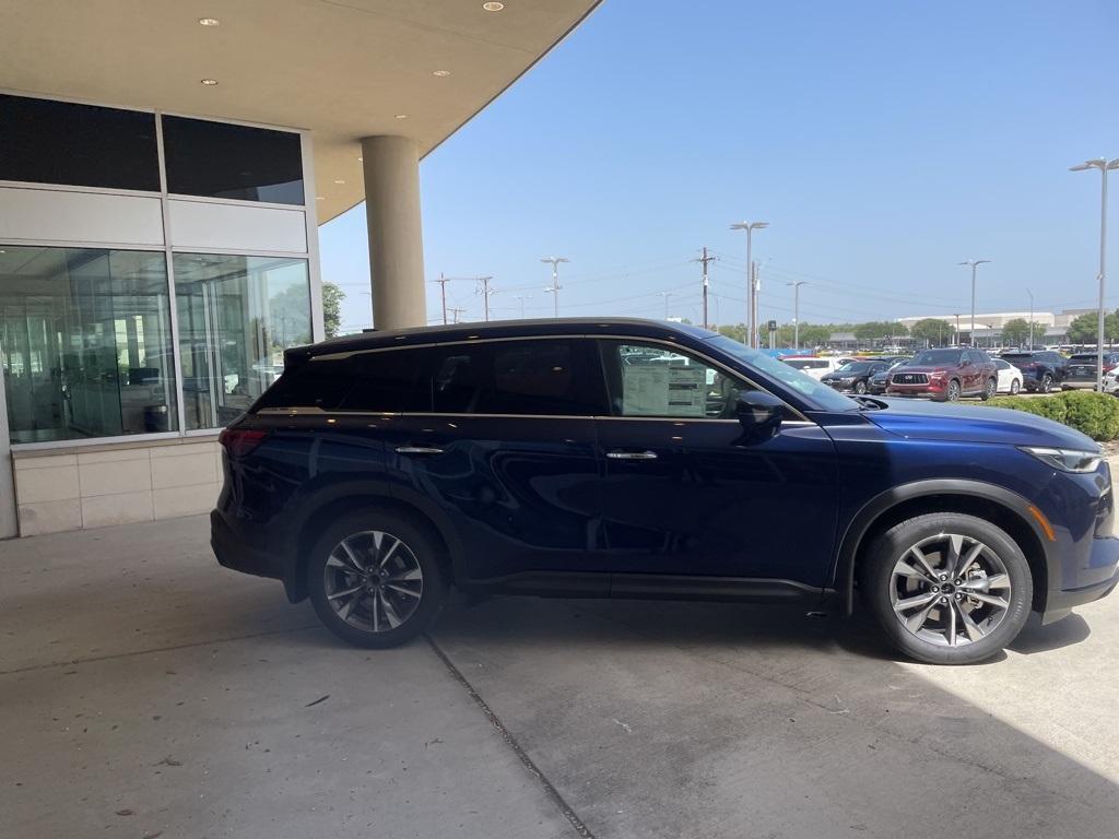 used 2025 INFINITI QX60 car, priced at $55,000