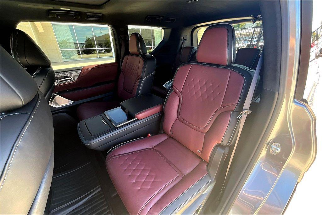 new 2026 INFINITI QX80 car, priced at $117,715